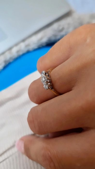 Cudowny pierścionek art deco