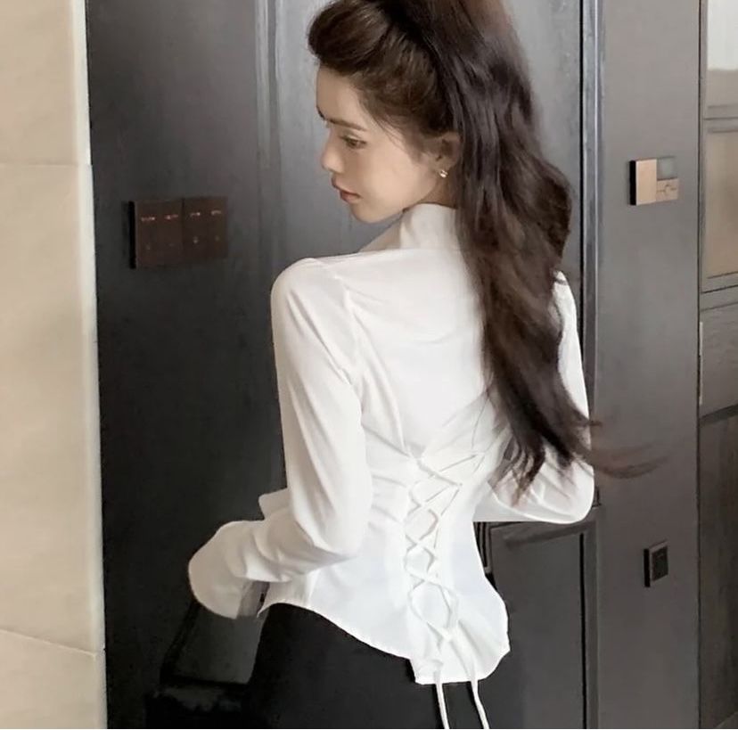 Рубашка с широкими рукавами и шнуровкой 2 цвета в корейском