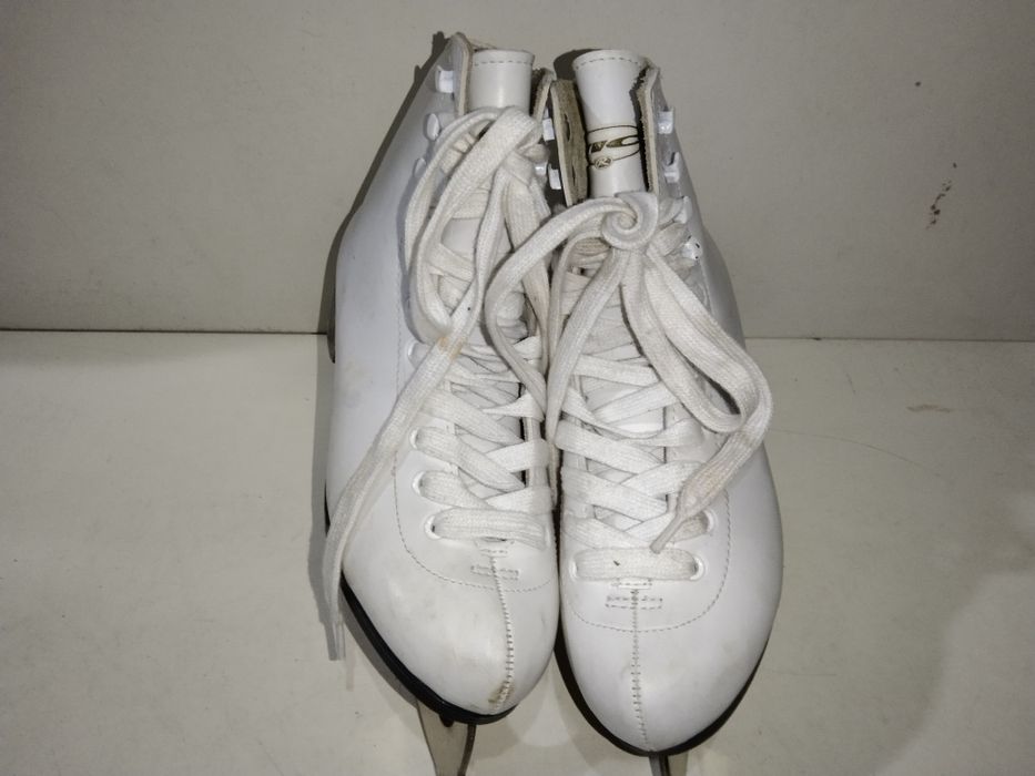 Łyżwy figurowe damskie Skóra rozmiar 37