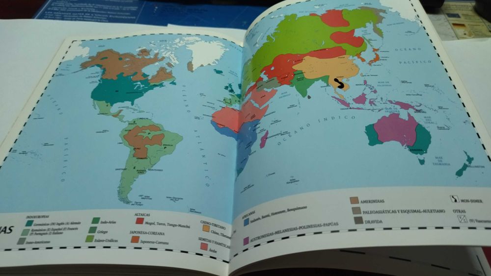 Atlas Mundial - Cesce - vendido para Almada
