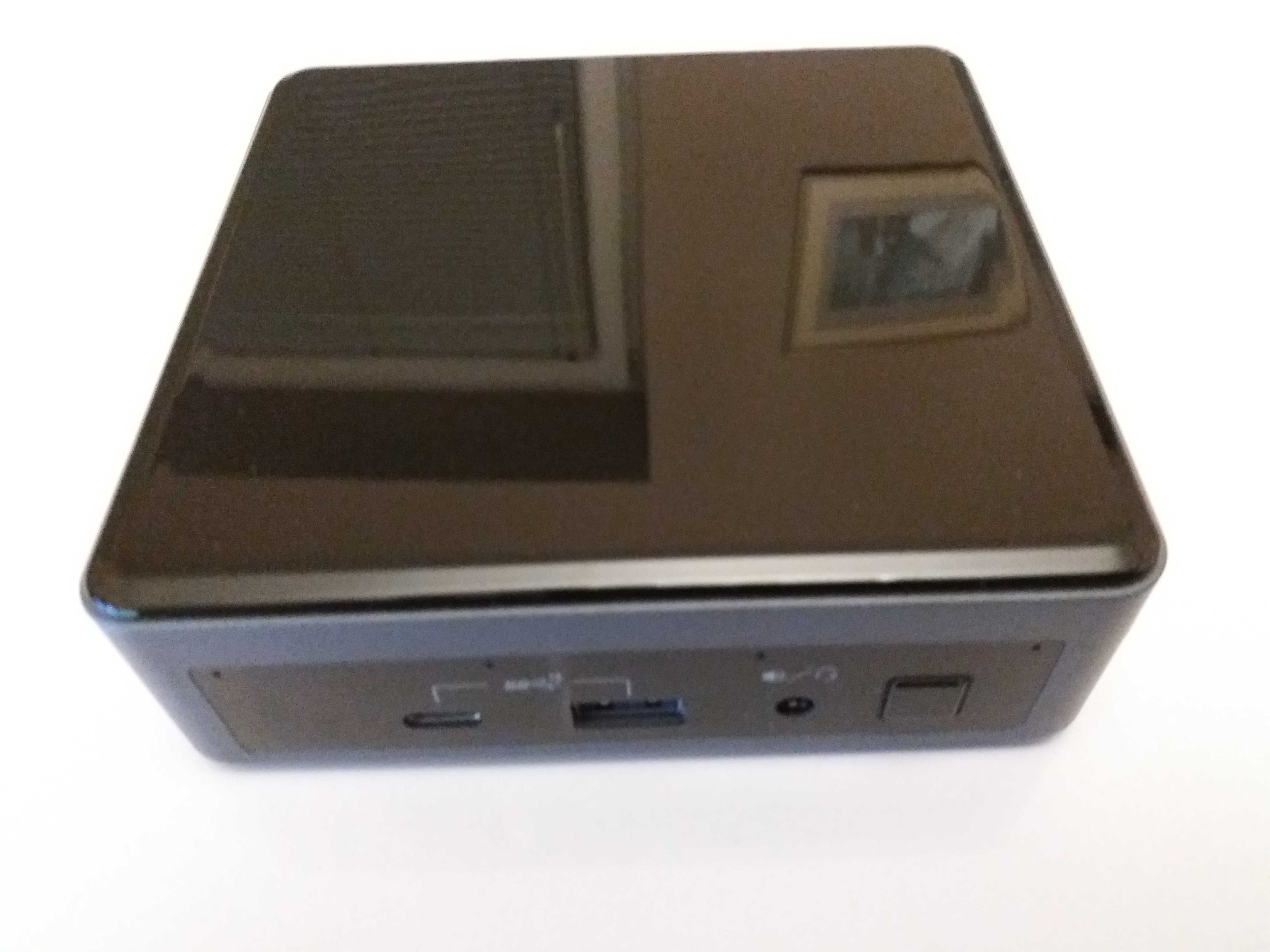 Intel Mini PC BXNUC10i5FNKN2 i5-10210 U