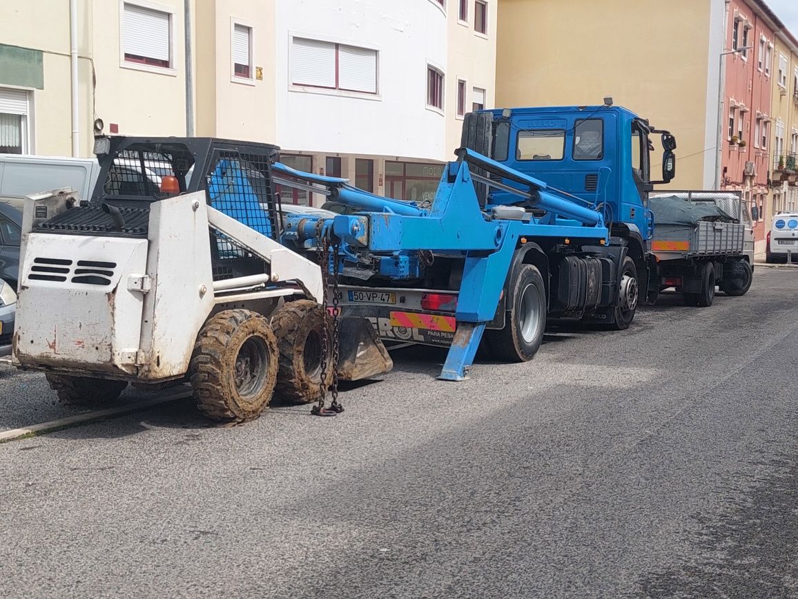 Bobcat caminhao basculante qual quer trabalho