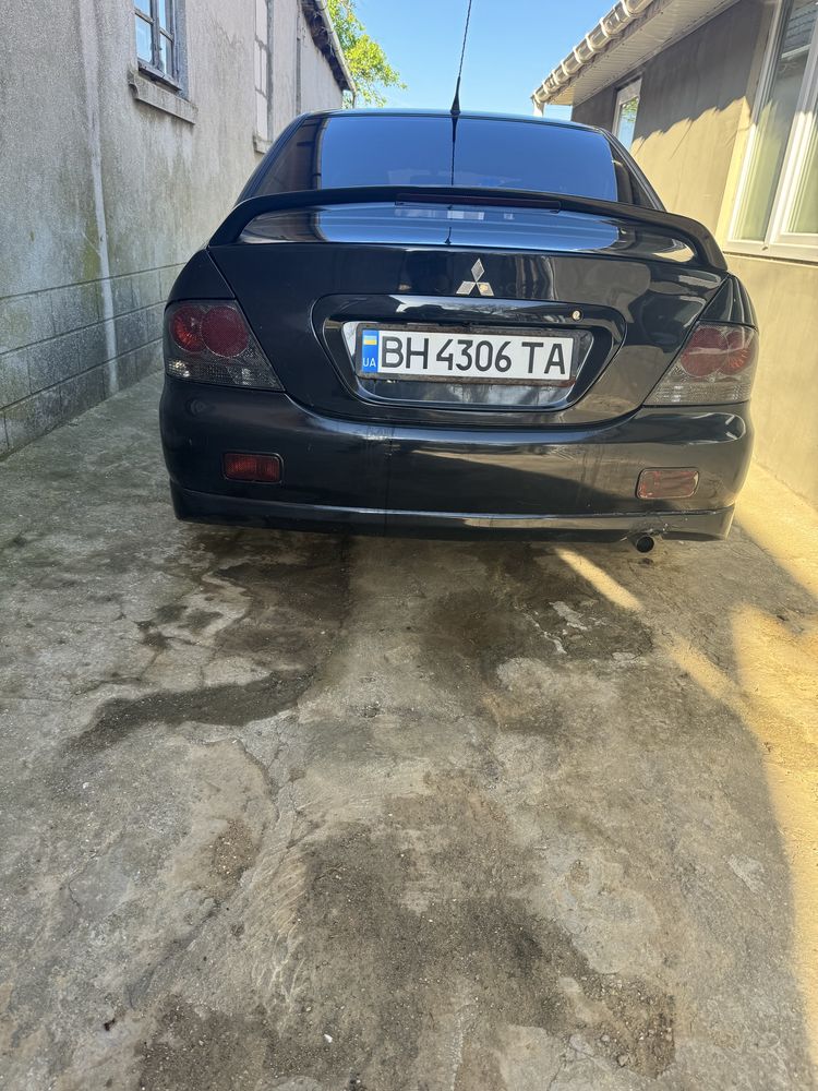 Mitsubishi Lancer 9 2.0  В доброму стані
