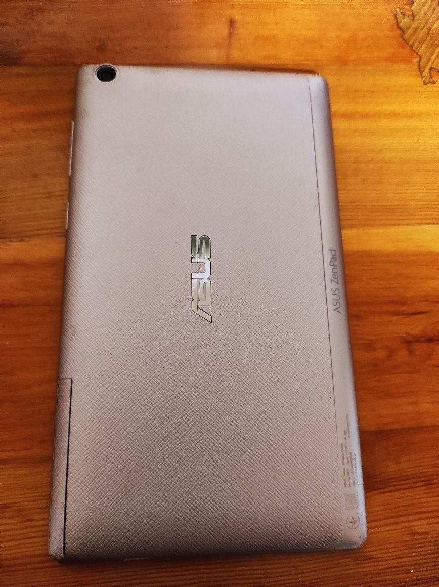 Asus Zen Pad C7 на запчасти.