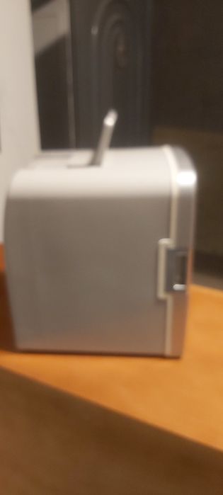 Mini frigorífico de viagem