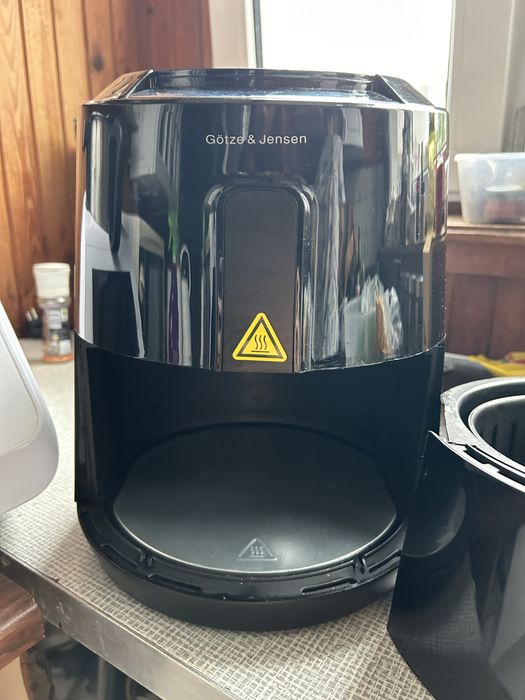 Frytkownica beztluszczową na gwarancji GÖTZE & JENSEN AF500K