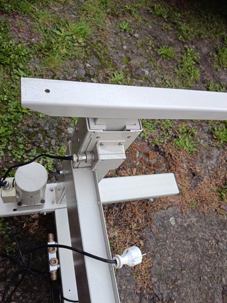 Stół podnoszony elektryczny konstrukcyjny