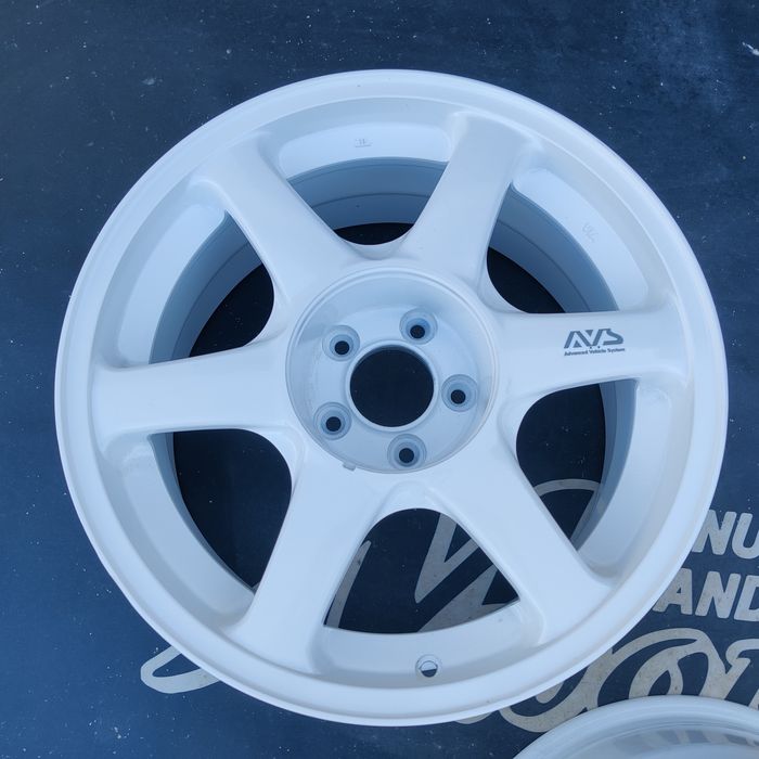 Felgi AVS Model VS6 18x9J ET35 5x114,3 parka JDM