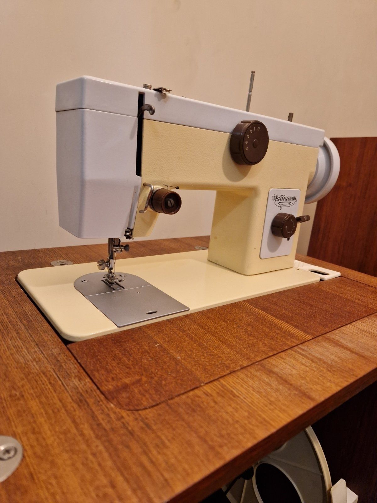 Швейная машинка Чайка 134
