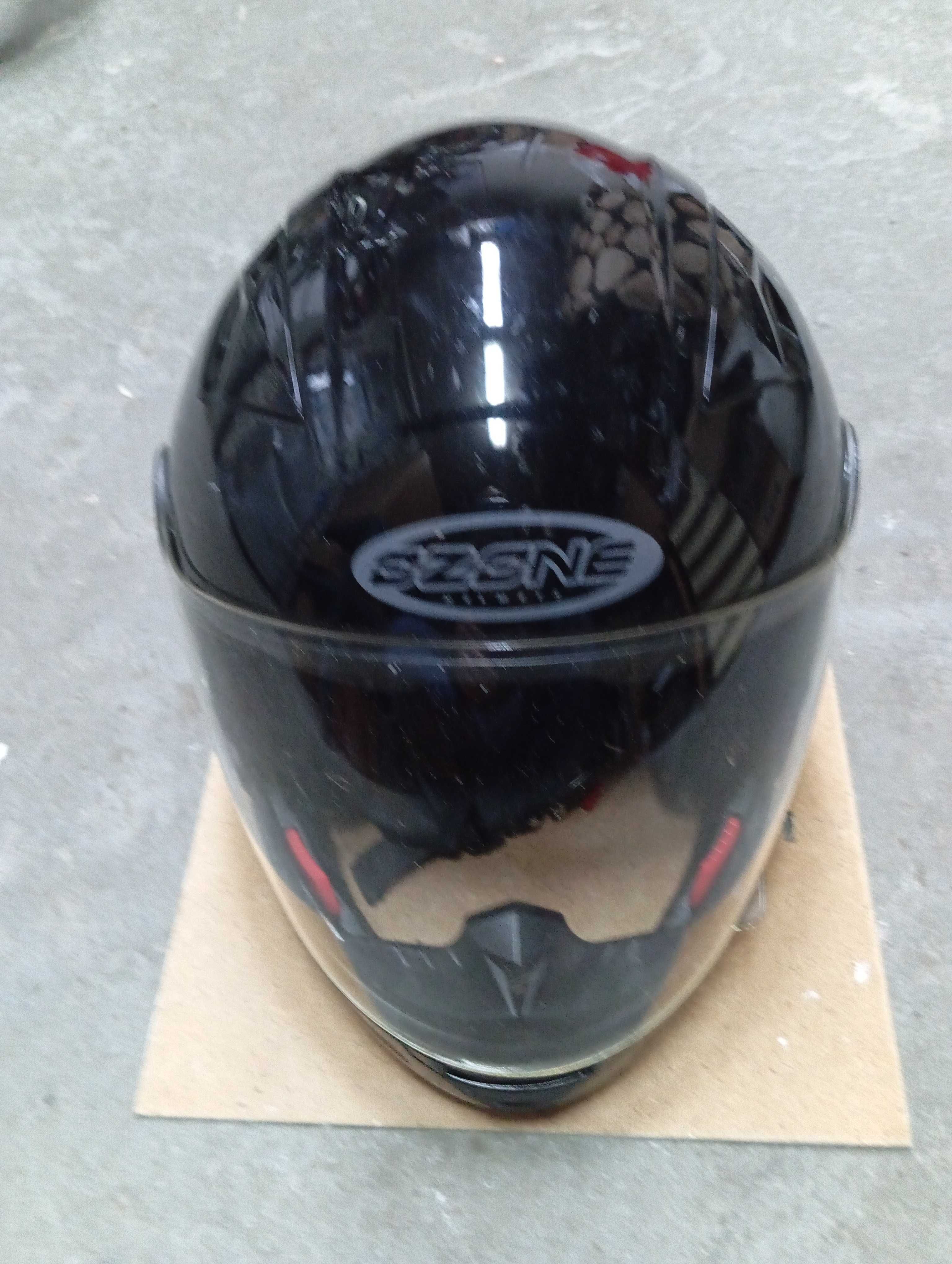 Kask na motocykl