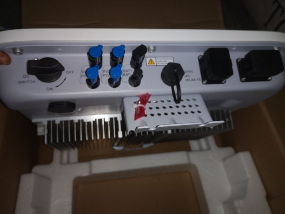 Гибридный солнечный инвертор 5kW Huawei sun2000-5ktl-l1