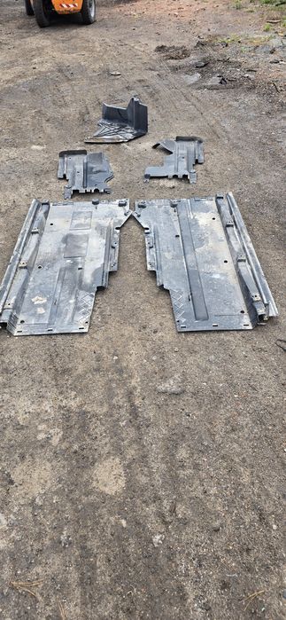 Osłona podwozia płyta Audi A4 B8 8K0