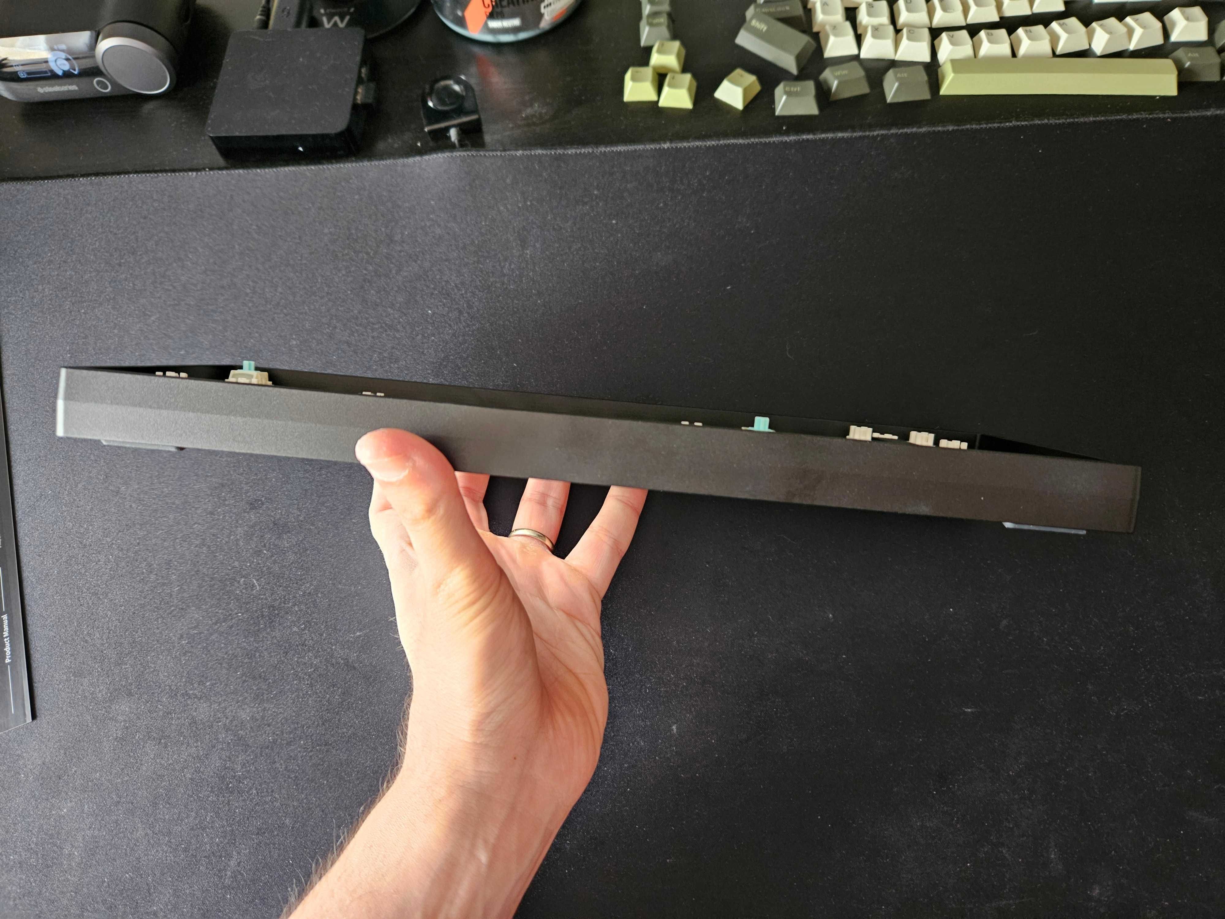 Weikav  Lucky65 V2 – Teclado Mecânico 65% (Novo, Sem Switches/Teclas)