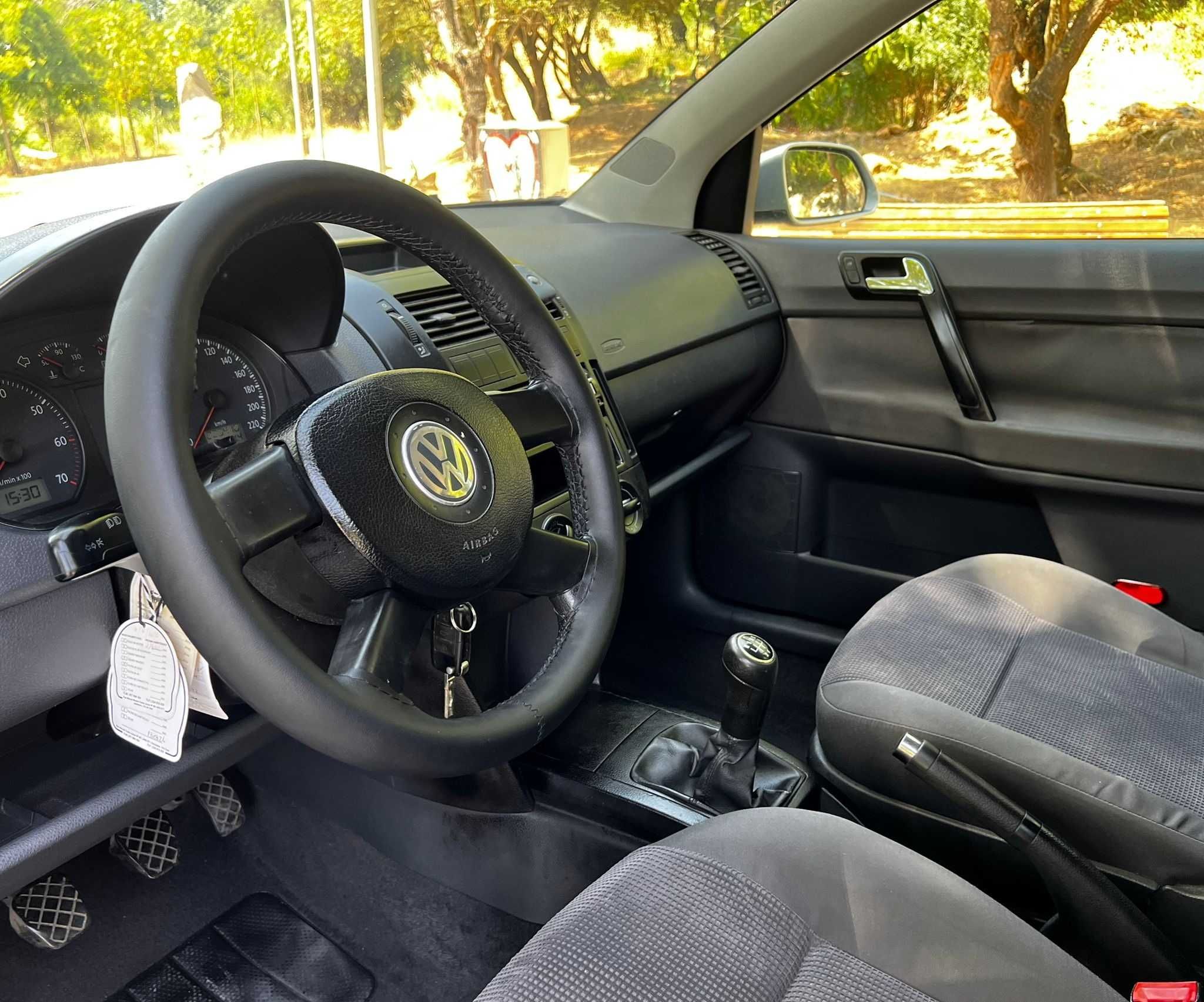 Volkswagen Polo 1.2 Confort Line (SÓ 1 REGISTO)-Excelente Estado Geral