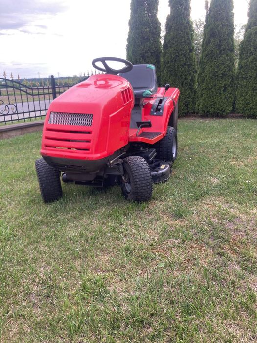 Traktorek ogrodowy mtd