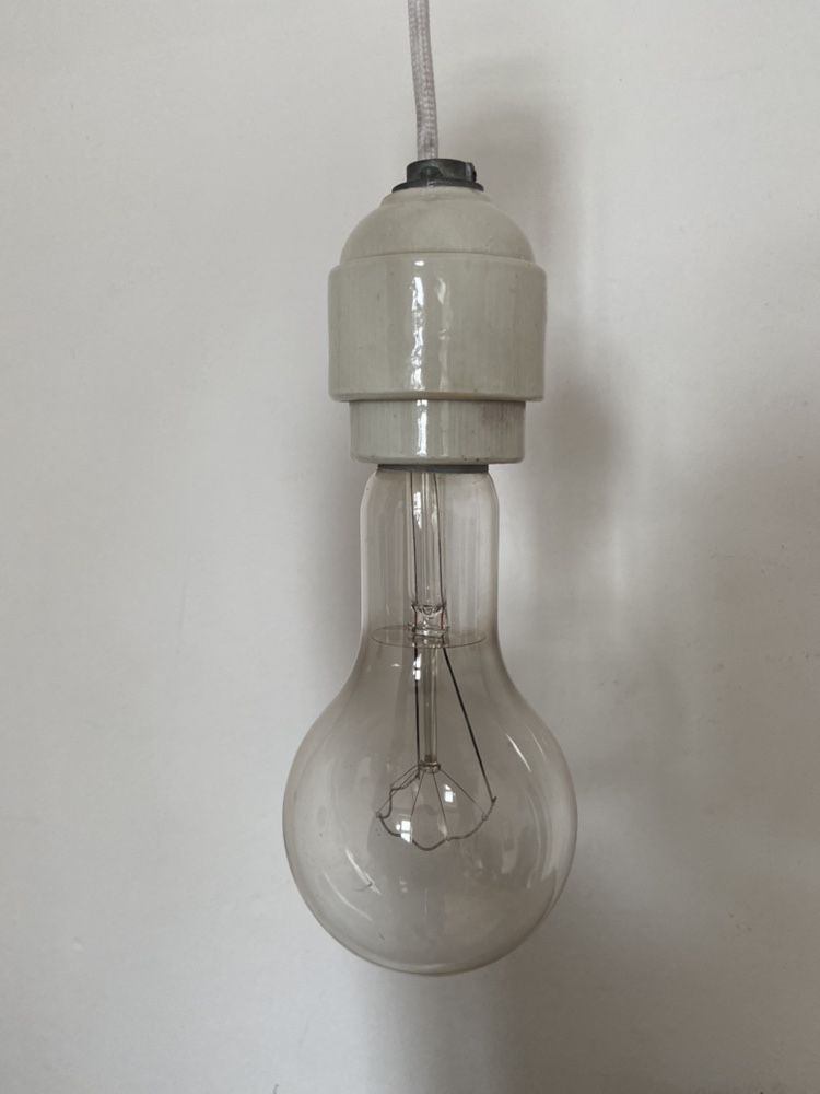 Wielka industrialna lampa/żarówka do loftu