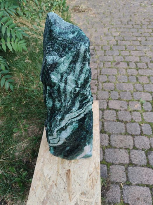 Kamień ogrodowy, monolit do ogrodu