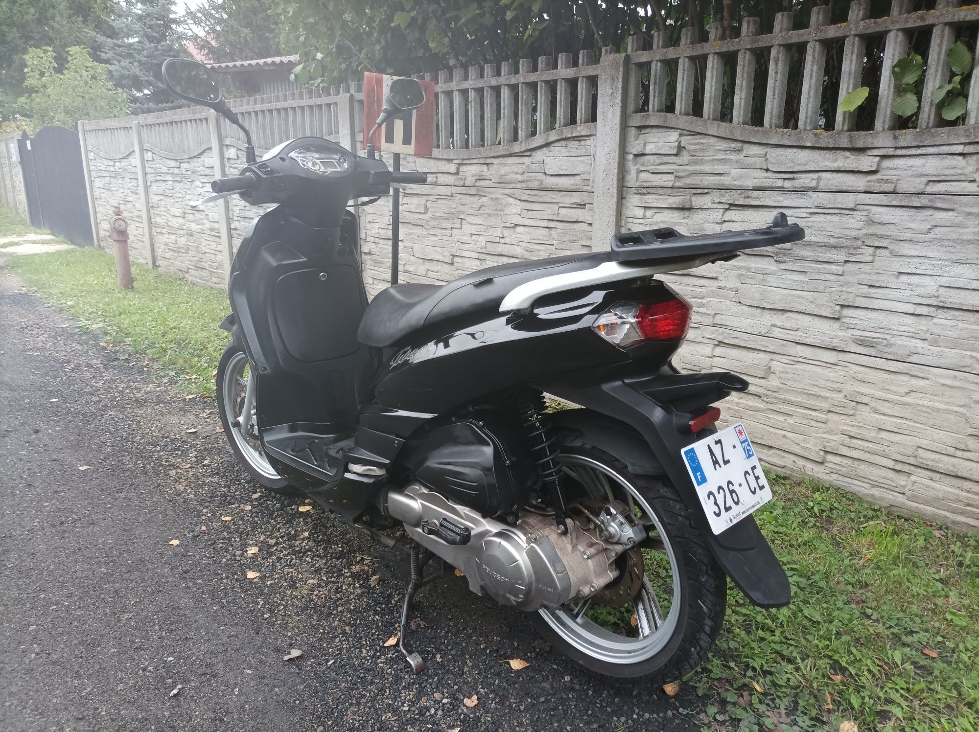 Peugeot Tweet 125 z 2010r na kat B duże koła 16