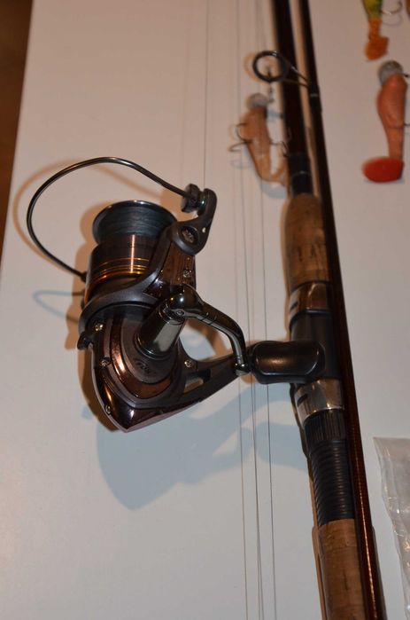 Wędka Spiningowa z Kołowrotkiem i Akcesoriami!!