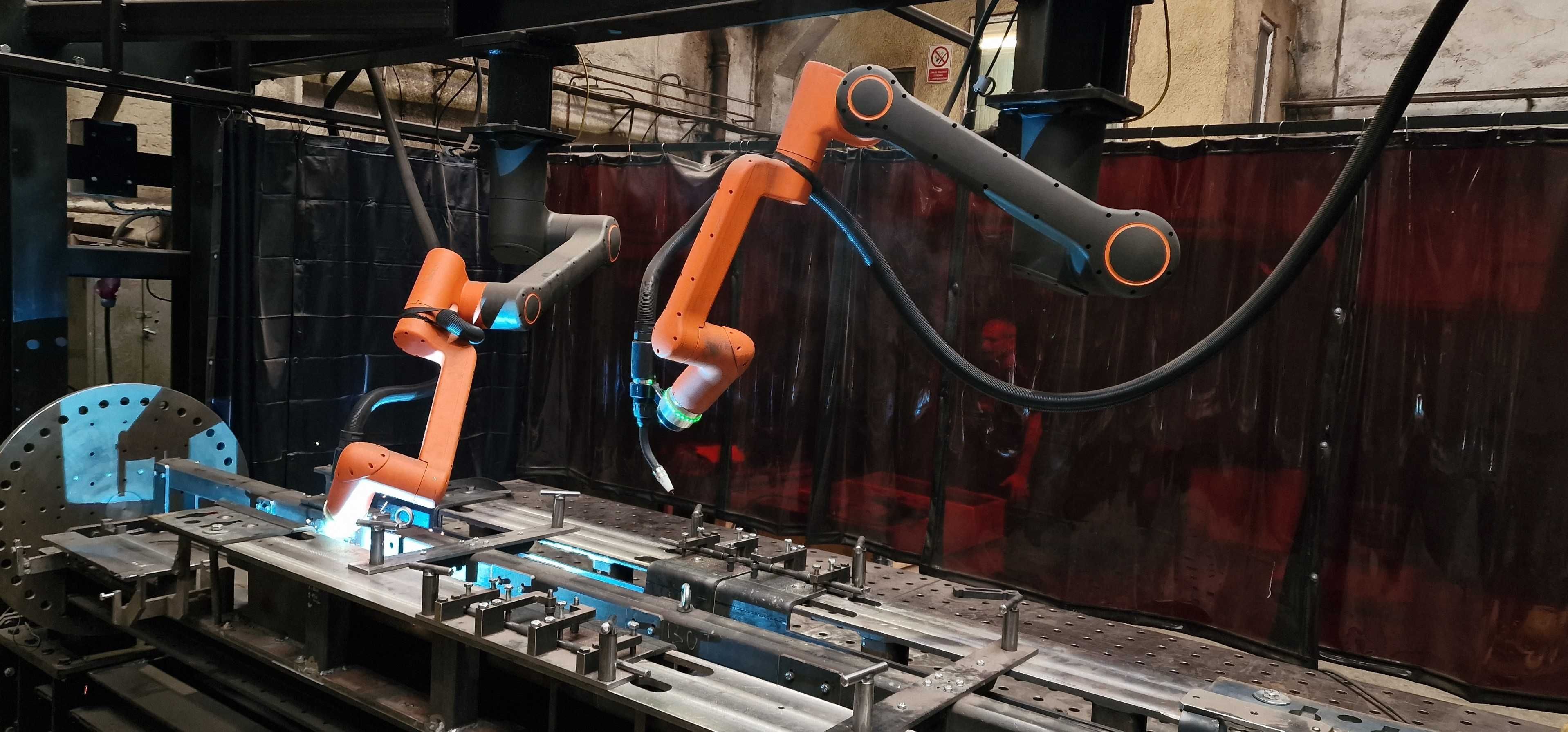 Usługa spawania robotem spawalniczym COBOT