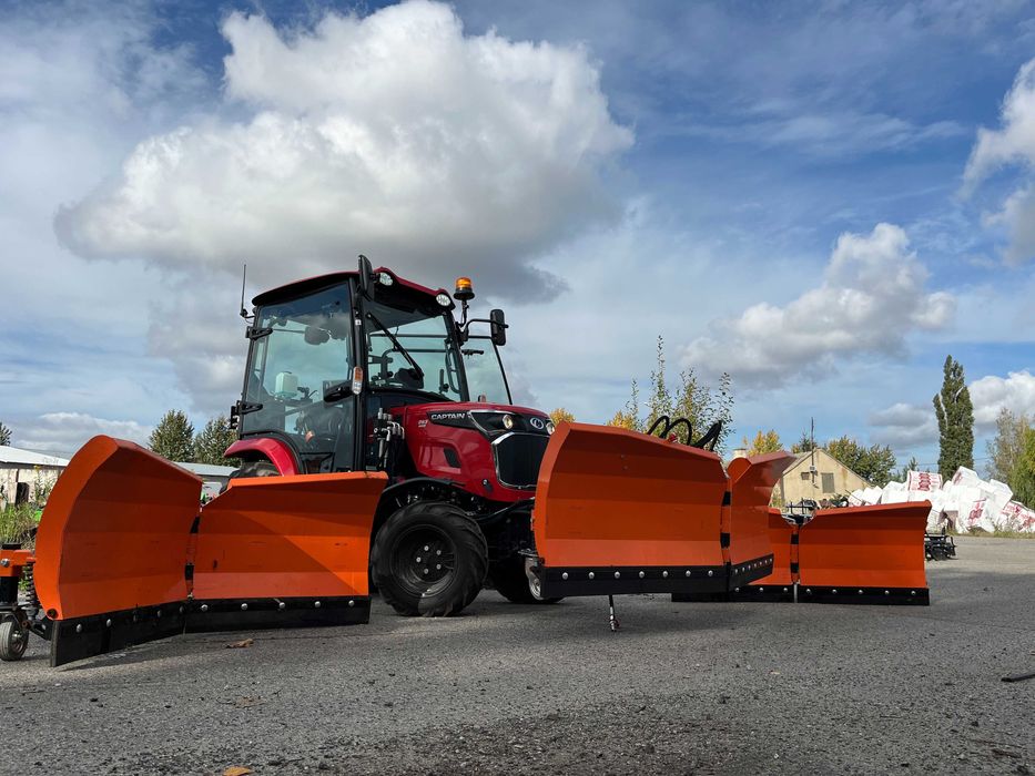 Ciągnik Traktor kompaktowy zostaw zimowy Pług posypywarka TUZ przedni