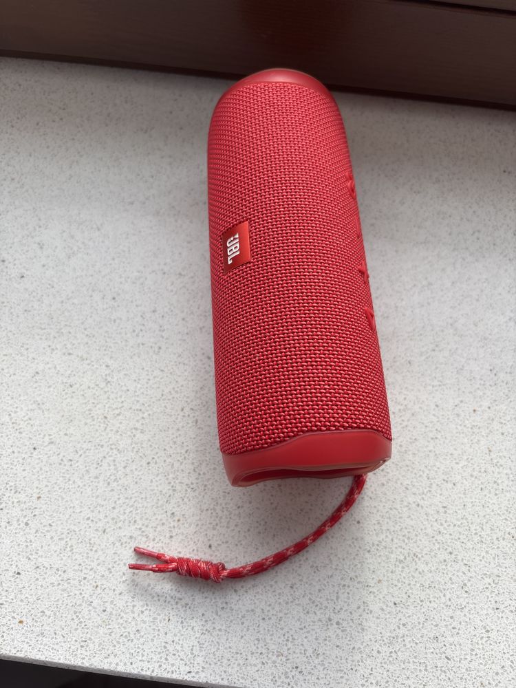 Sprzedam głośnik JBL FLIP5