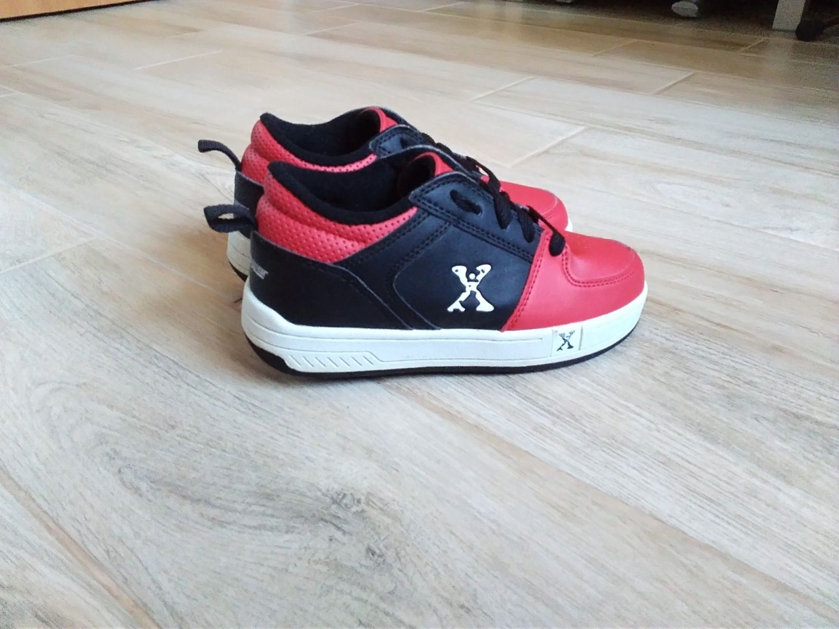 XSidewalk sports butorolki r. 32 (19cm) buty dziecięce