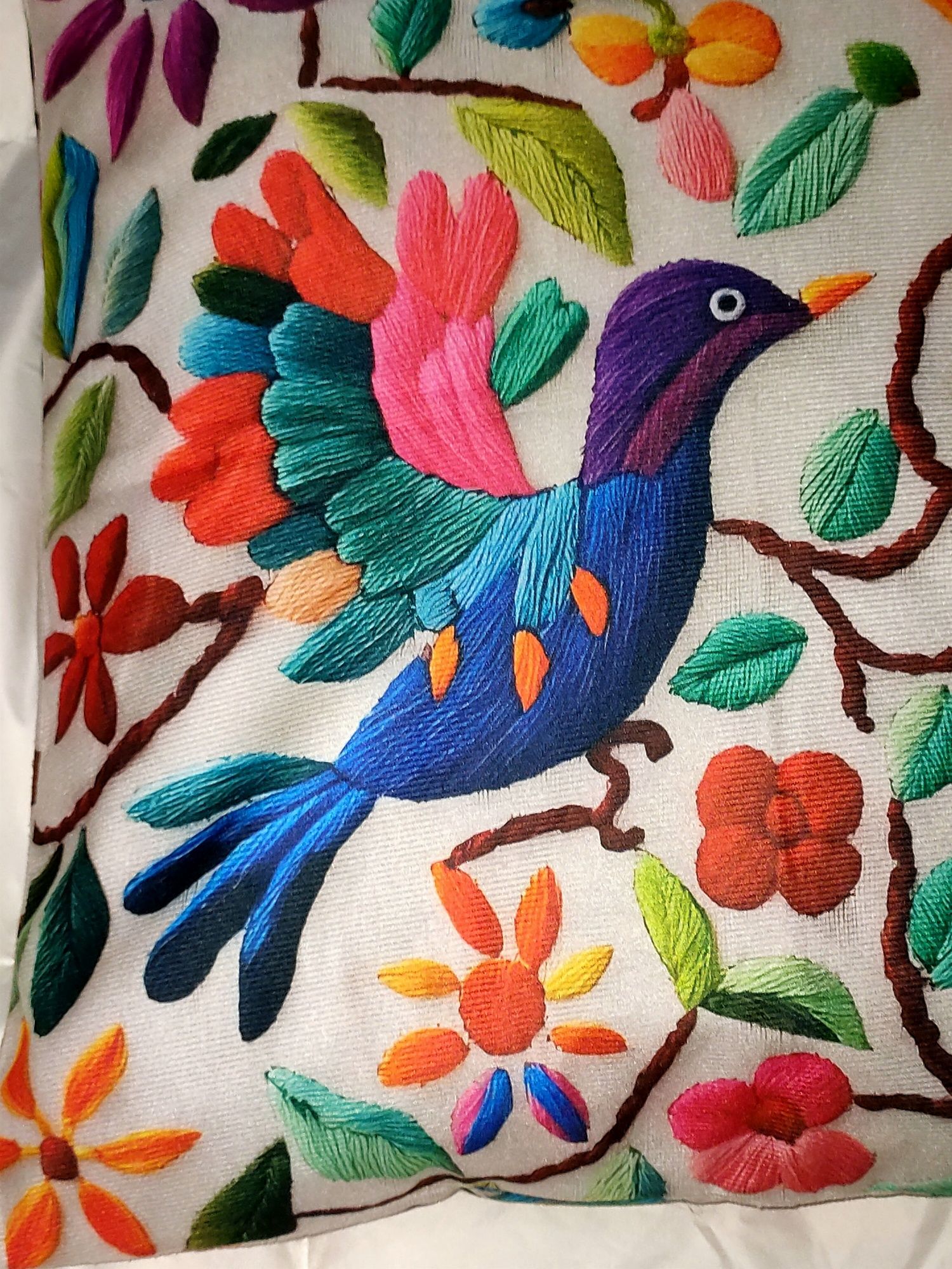 Almofada com Padrão dos Dois Lados