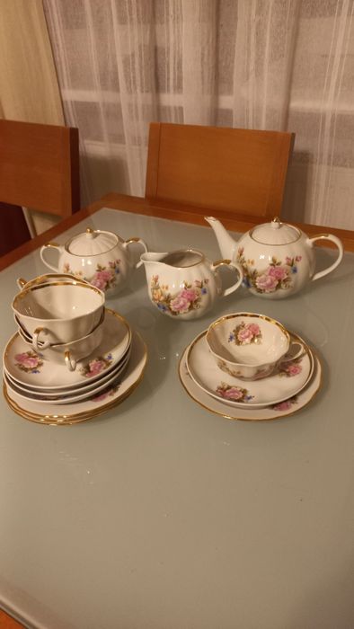 Porcelana Kuzniecowa  "Sisil" komplet 4 os.