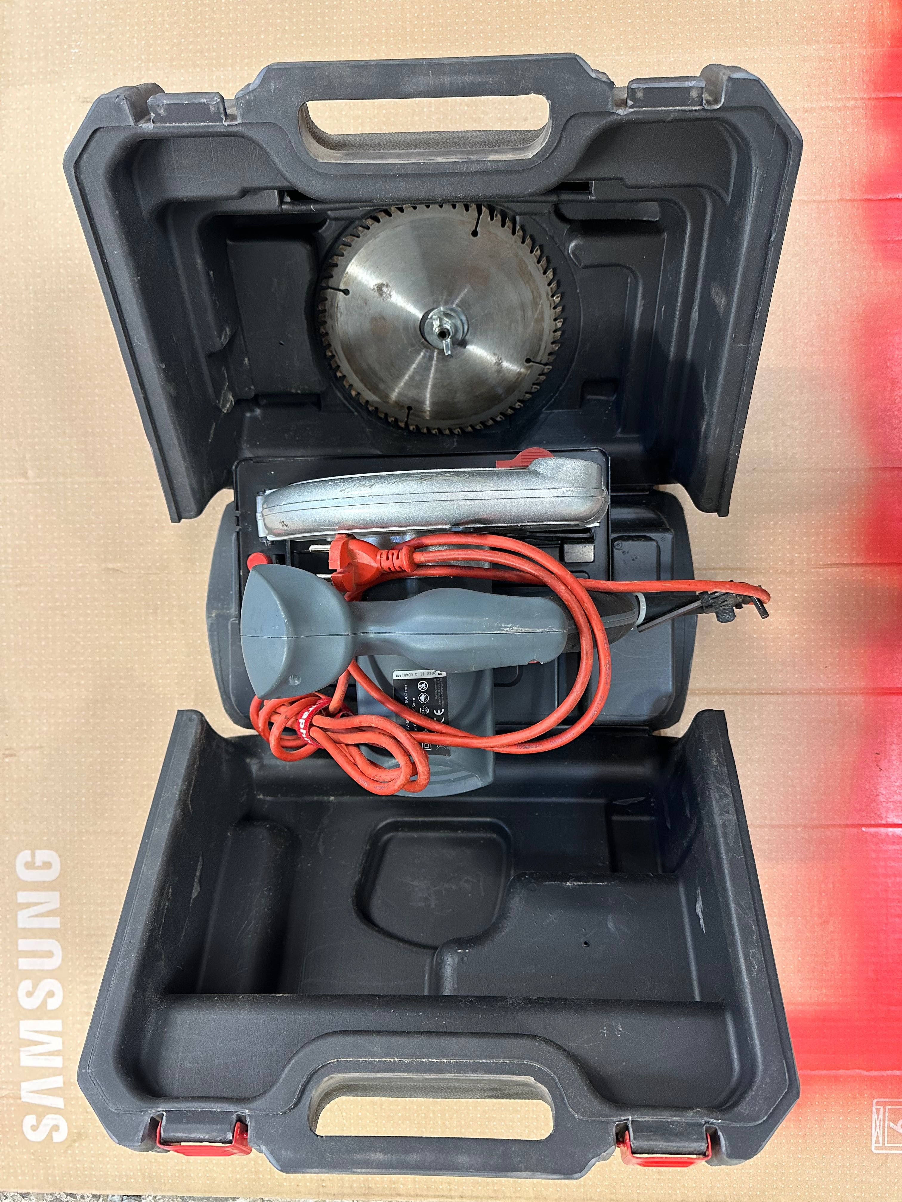 Piła Graphite 58G488