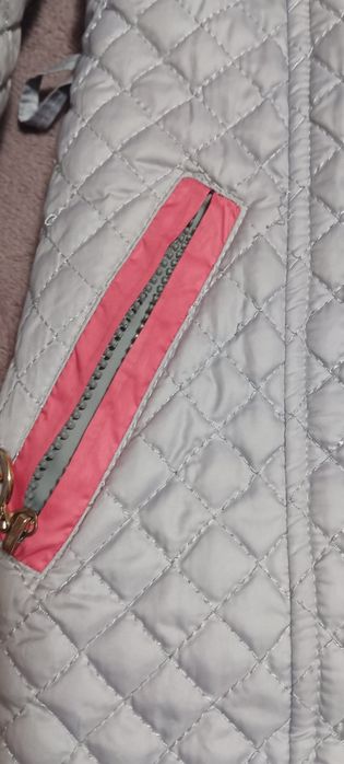 Куртка демі на дівчинку