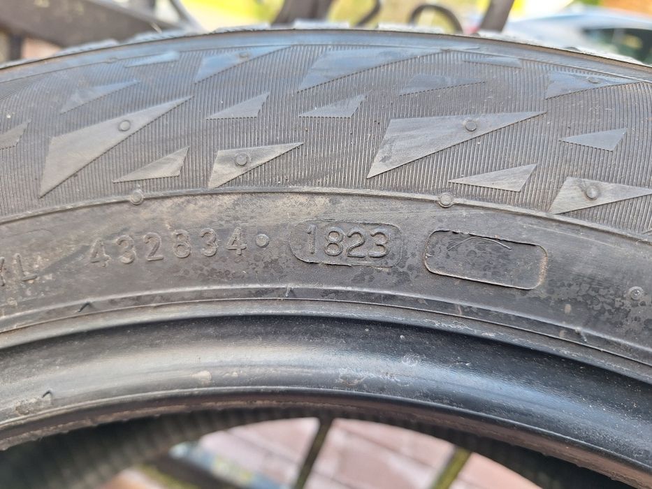Opony zimowe Nokian WR Snowproof 2, 225/55R17, 2szt nowe