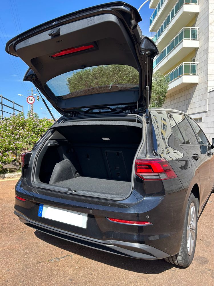 Volkswagen Golf 8 - 2022 - 26.000 km