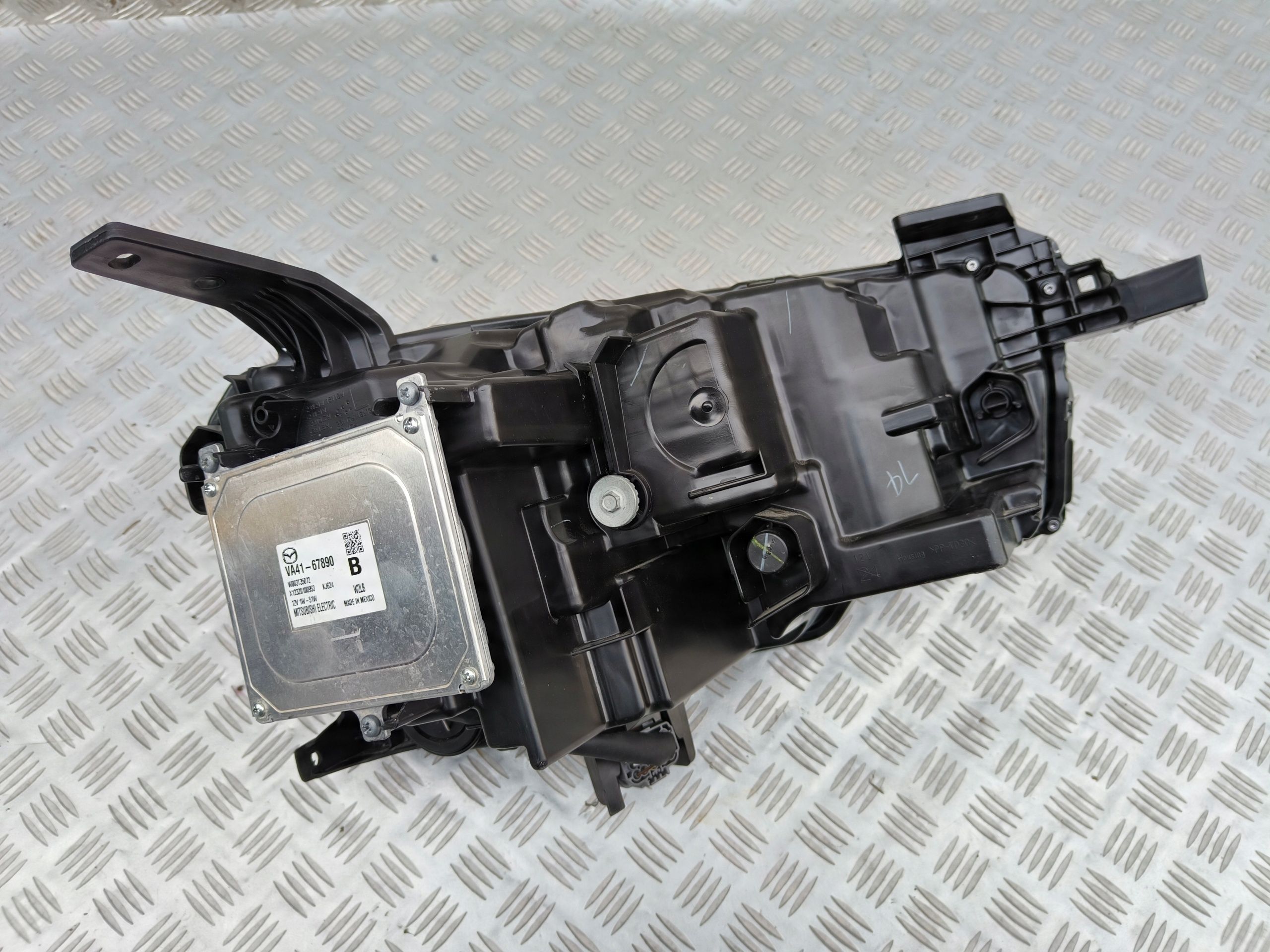 Mazda Reflektor Lampa przód Lewa Full Led Usa