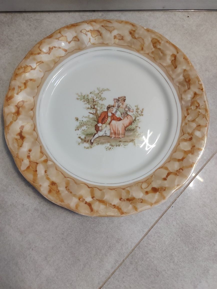 Porcelanowy talerz