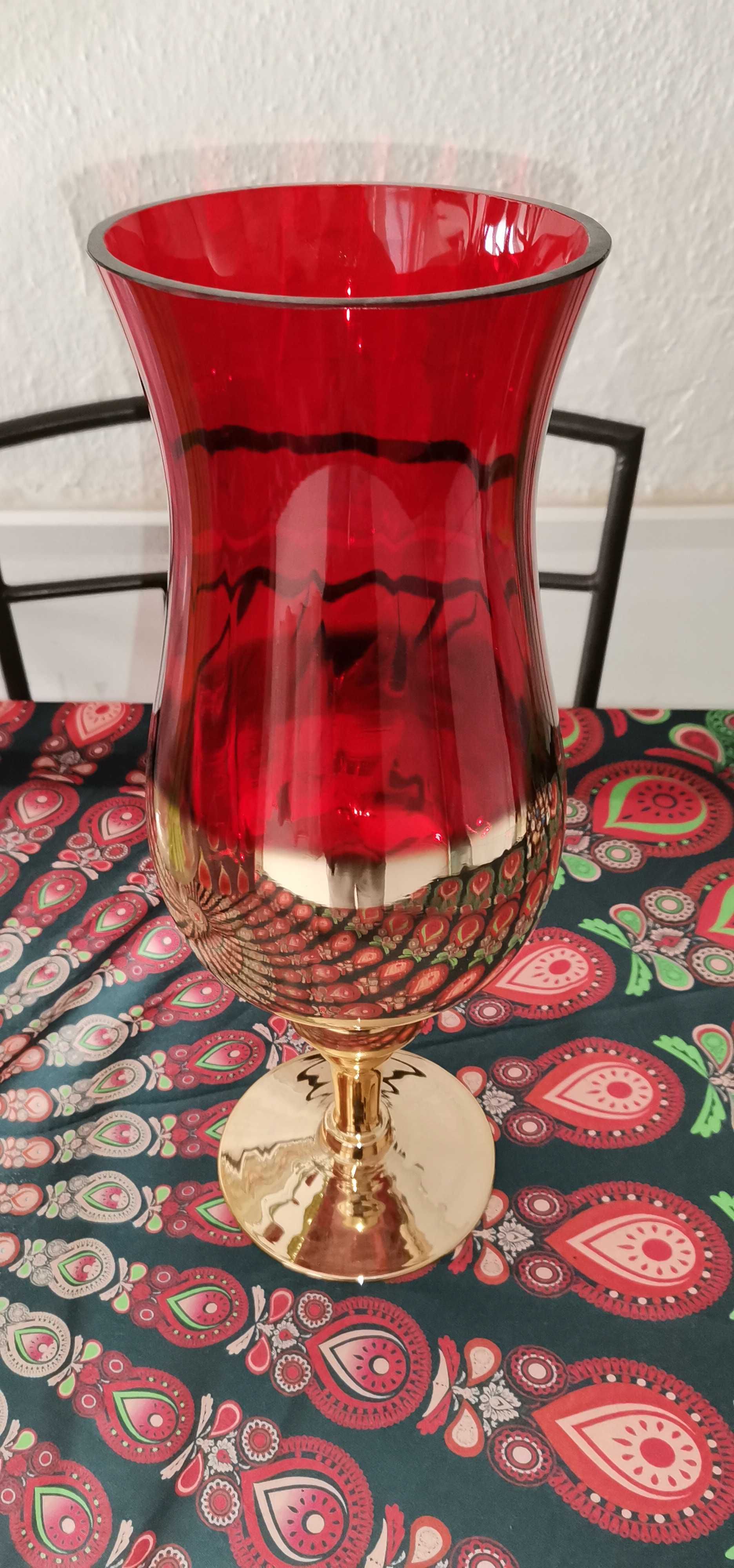 Jarro de mesa Vermelho com dourado