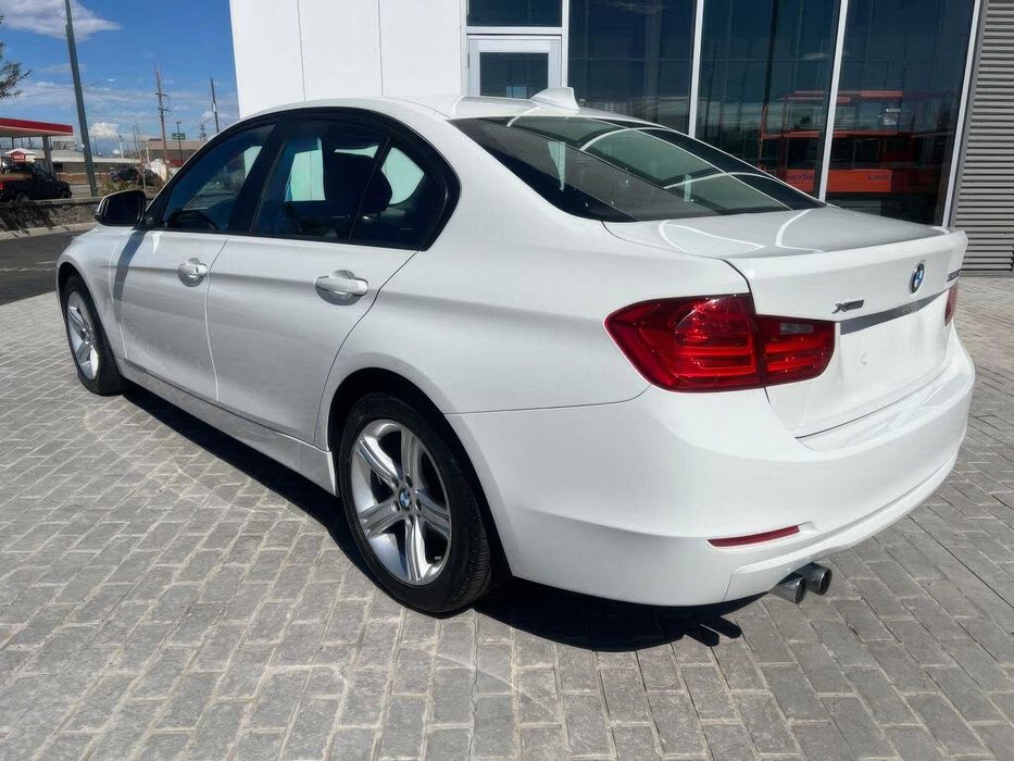 BMW 3 Series 328i xDrive      2015