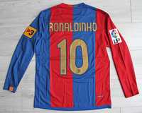 Koszulka FC Barcelona home Retro 06/07 Nike #10 Ronaldinho, roz. L