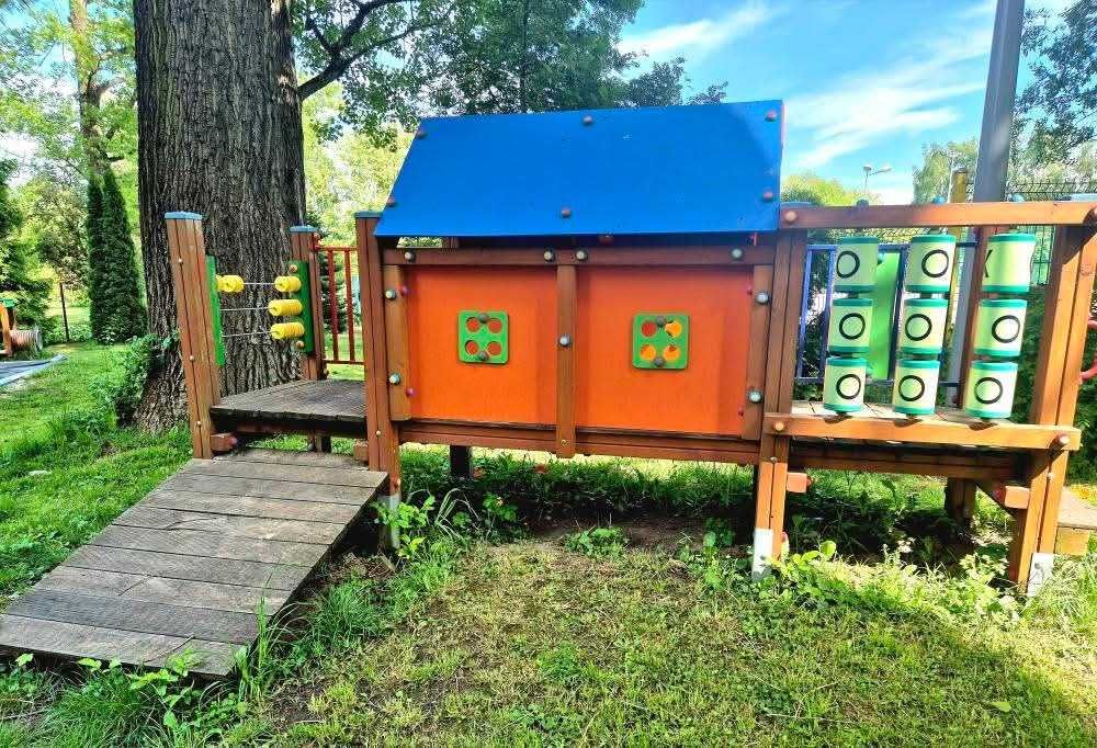 Cały zestaw placu zabaw z certyfikatem,