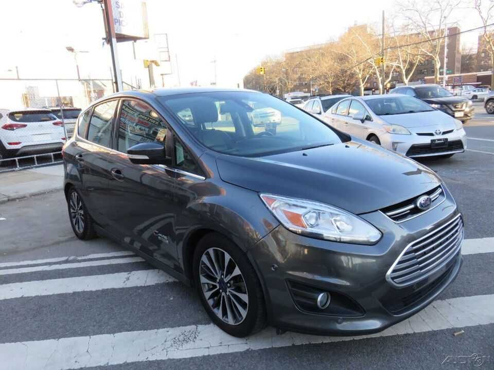 2017 Ford C-Max Titanium