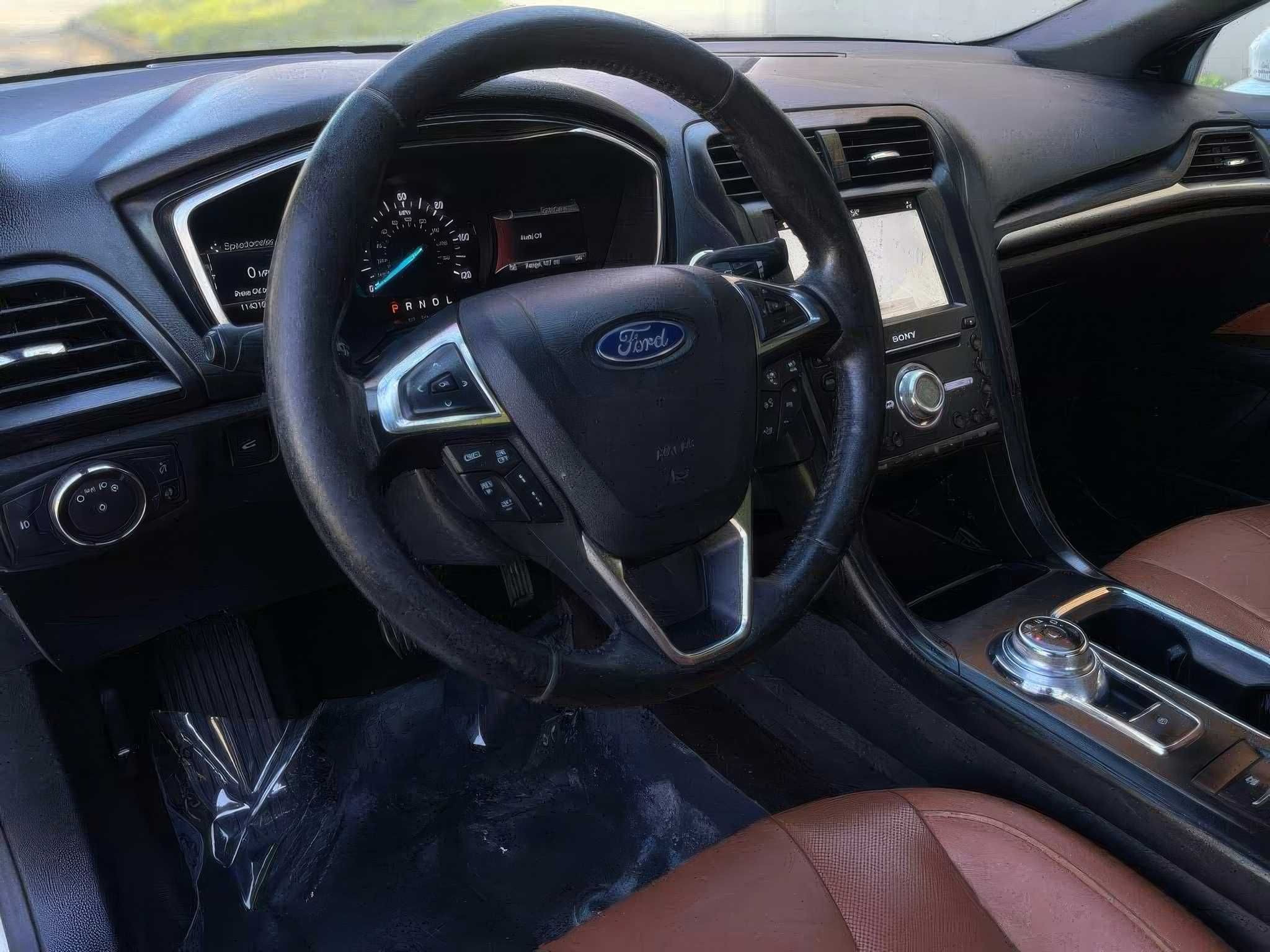 Ford Fusion Hybrid Titanium 2019