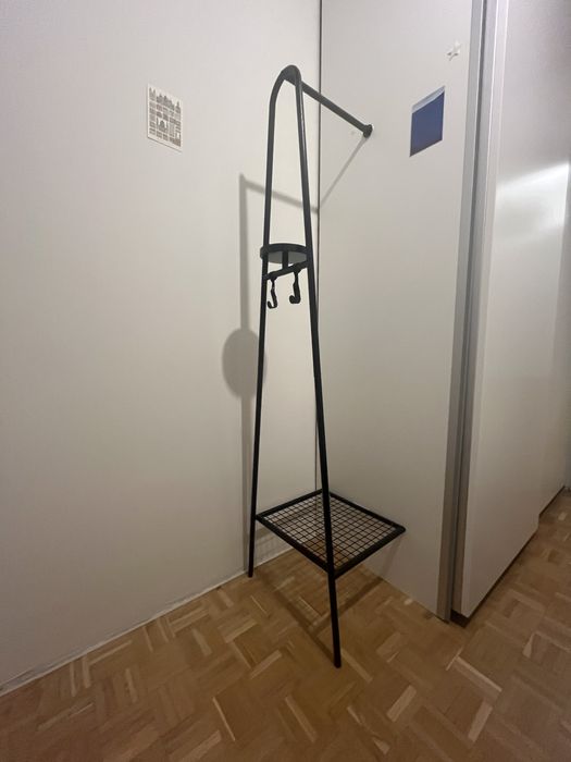 Wieszak na ubrania z półką na buty IKEA ÄLGANÄS