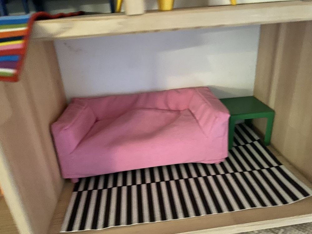 Brinquedo ikea - casa de bonecas