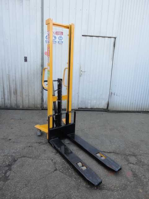 Stacker Manual 1000 Kg 1500mm