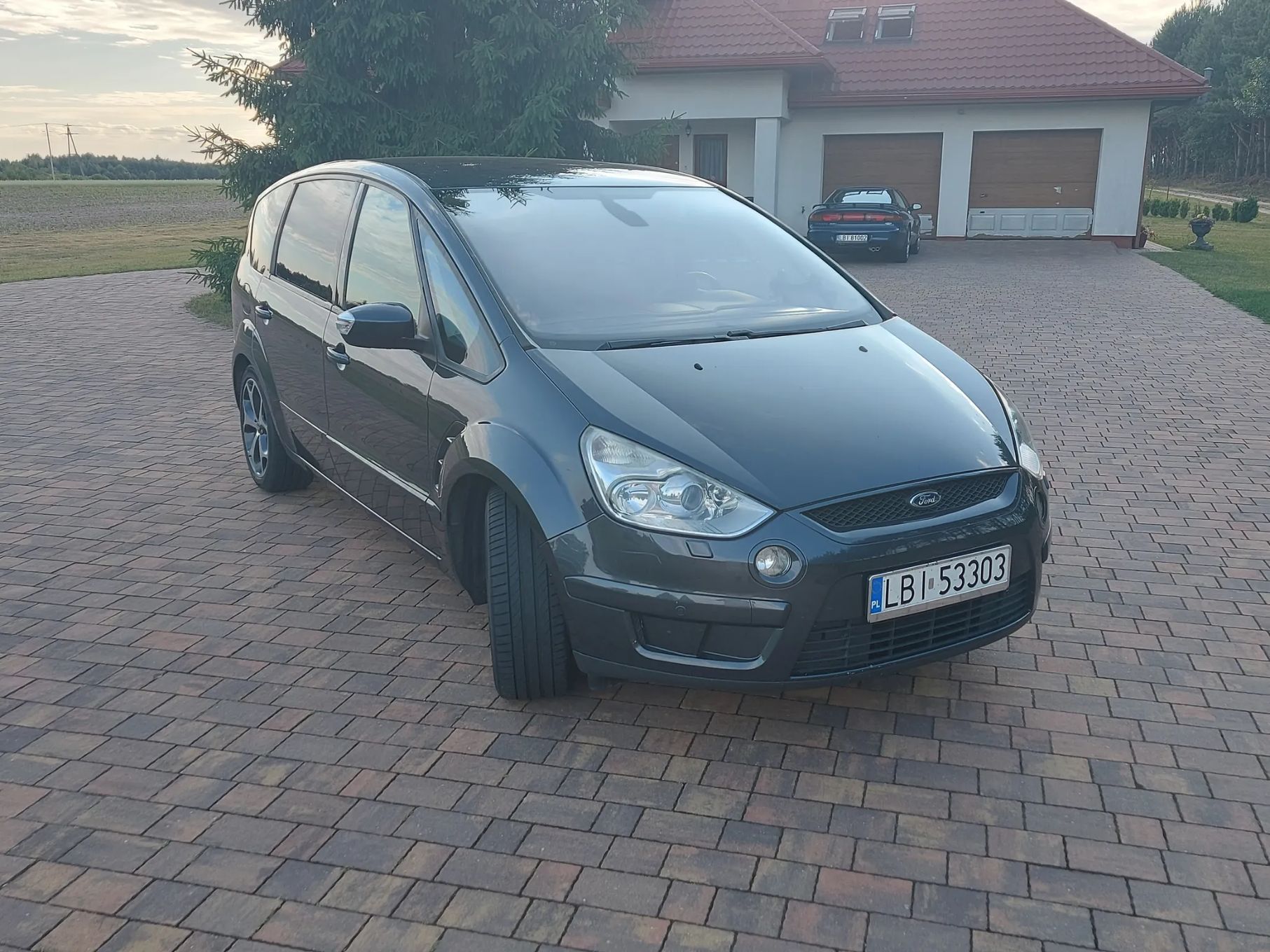 Ford S-Max