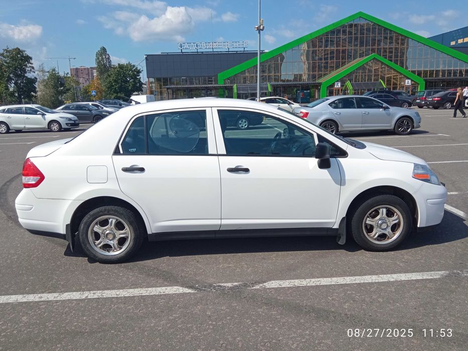 ТЕРМІНОВО - Nissan Versa 2011 з США-Не Биток-Любі Перевірки-1 Власник