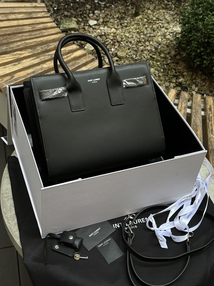 Сумка YSL Yves Saint Laurent Sac De Jour Nano in Graied Leather Black