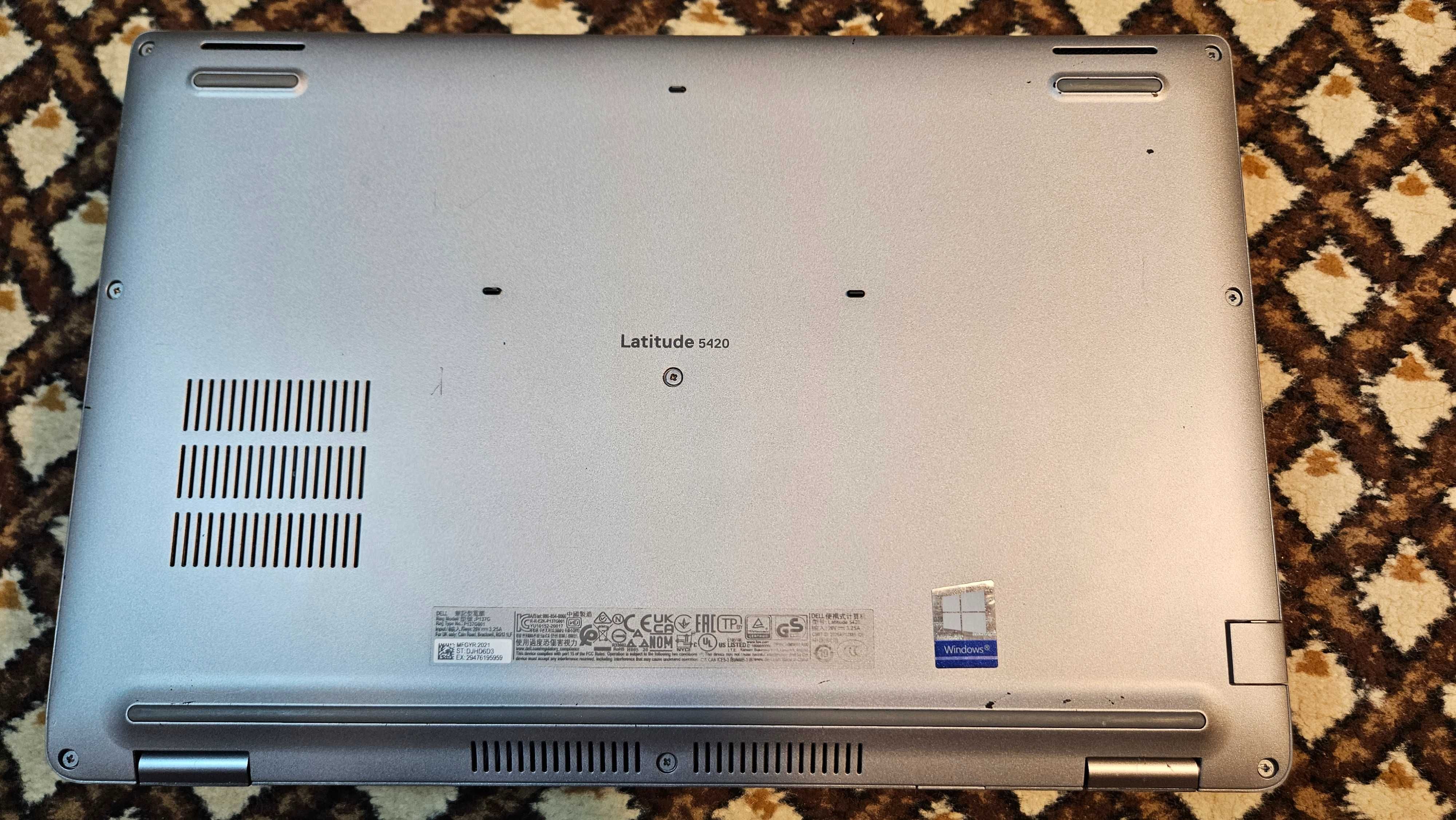 Ноутбук 14' DELL Latitude 5420 intel i7-1185G7 16/256 Батарея 6.46 год