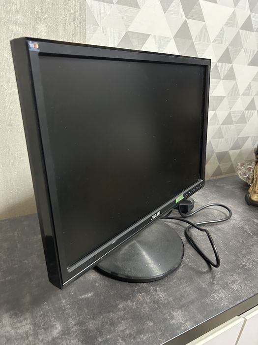 Asus монітор VGA