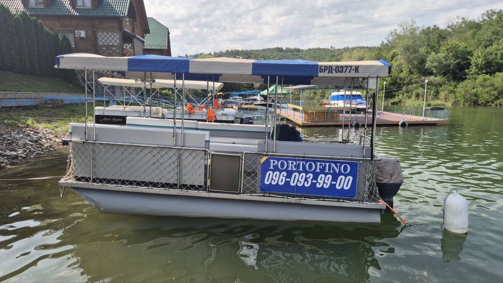 Катер катамаран прогулянковий човен моторний понтон